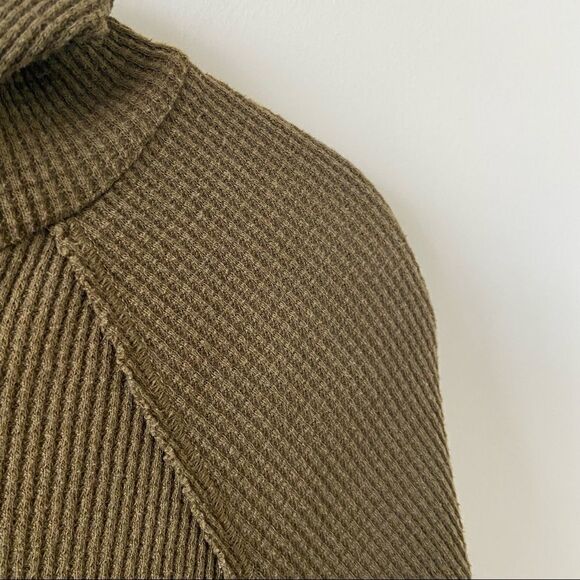 Aritzia-golden TNA Nevado Olive Green Waffle Hooded Thermal (Size:XS) - Picture 8 of 10